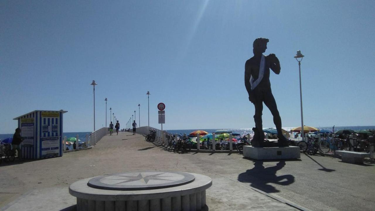 Appartamento Mare Pital Marina di Massa Eksteriør billede