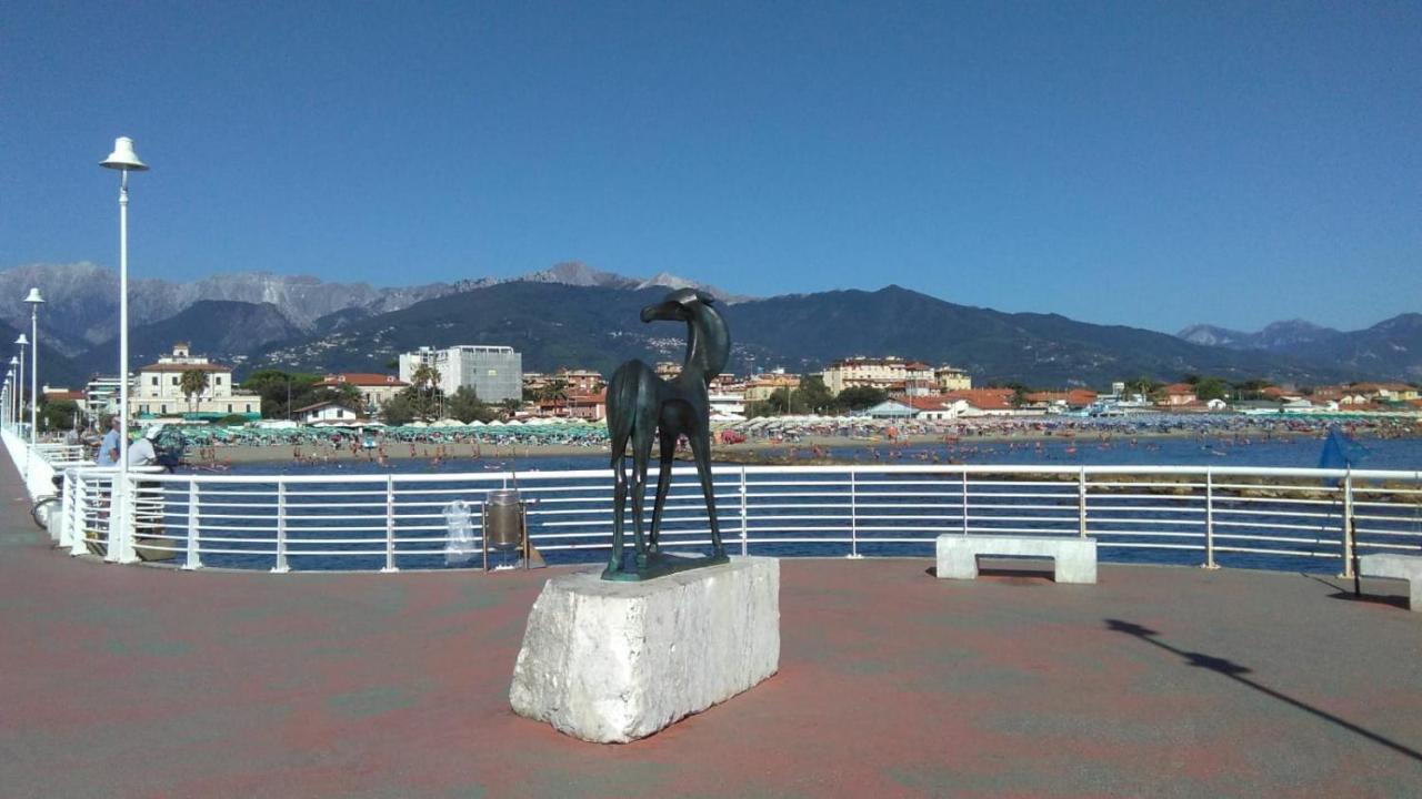 Appartamento Mare Pital Marina di Massa Eksteriør billede